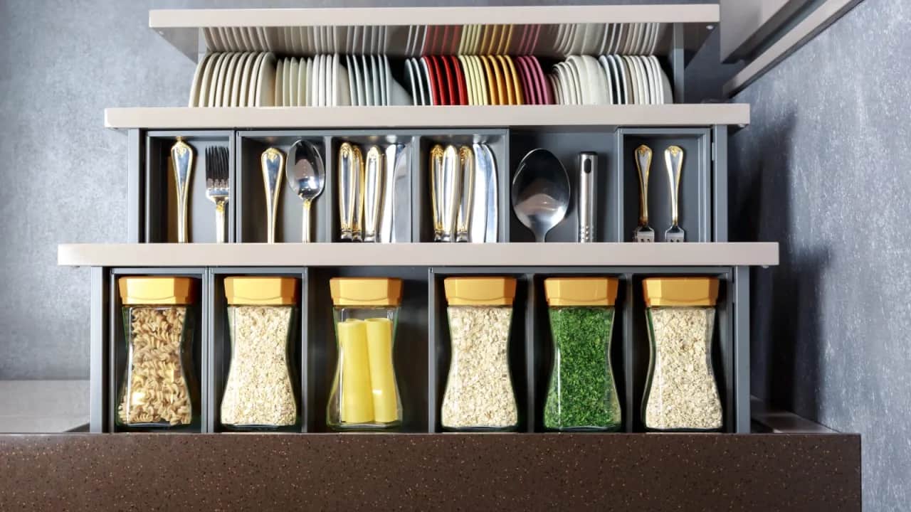 Idealna kuchnia: jak zaplanować przechowywanie i mieć porządek?